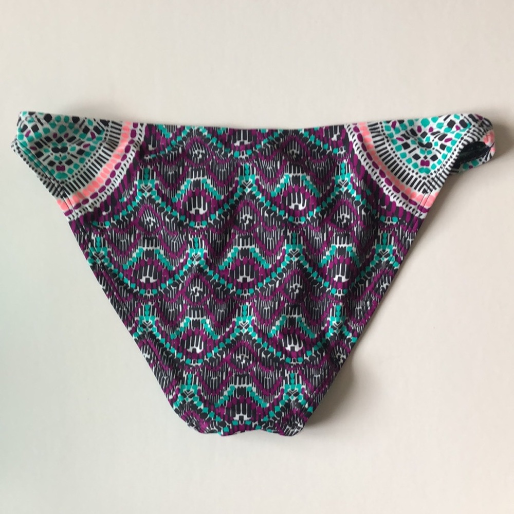 Athleta bikini! 💜 - Picture 4 of 4